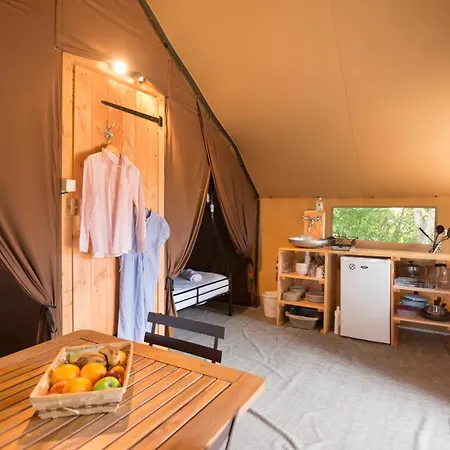 Huttopia Lac De Serre-Poncon Le Lautaret Zimmer foto