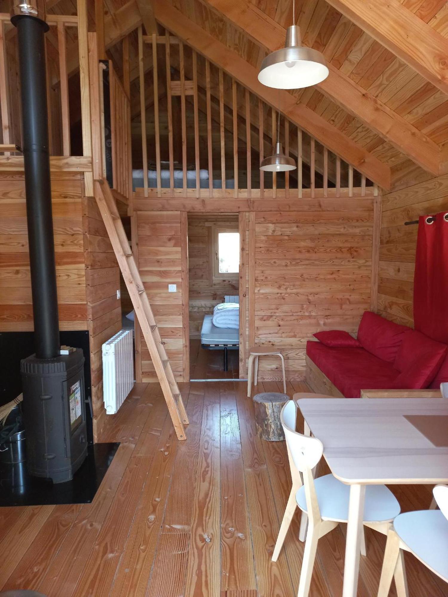 Huttopia De Serre-poncon Campsite *